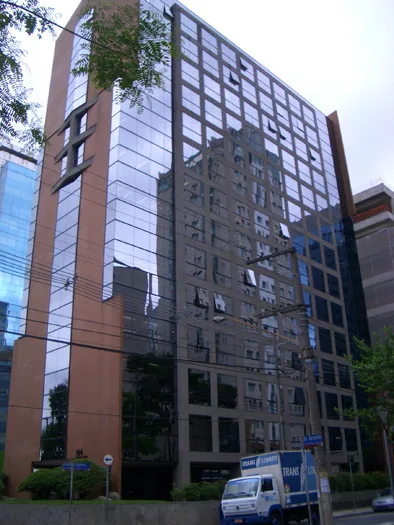 Olympic Tower — Edifício corporativo em Berrini, São Paulo