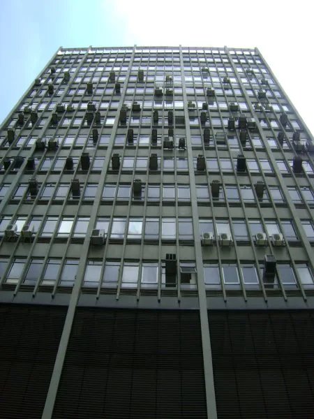 Olívia Fernandes — Edifício corporativo em Faria Lima, São Paulo